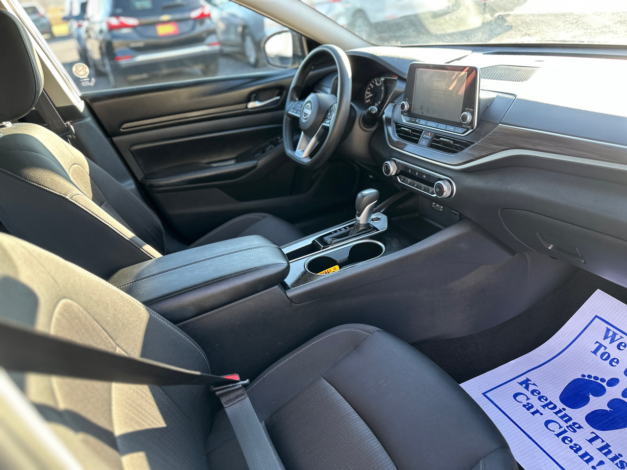 Nissan Altima 2.5 SV Sedan 2024