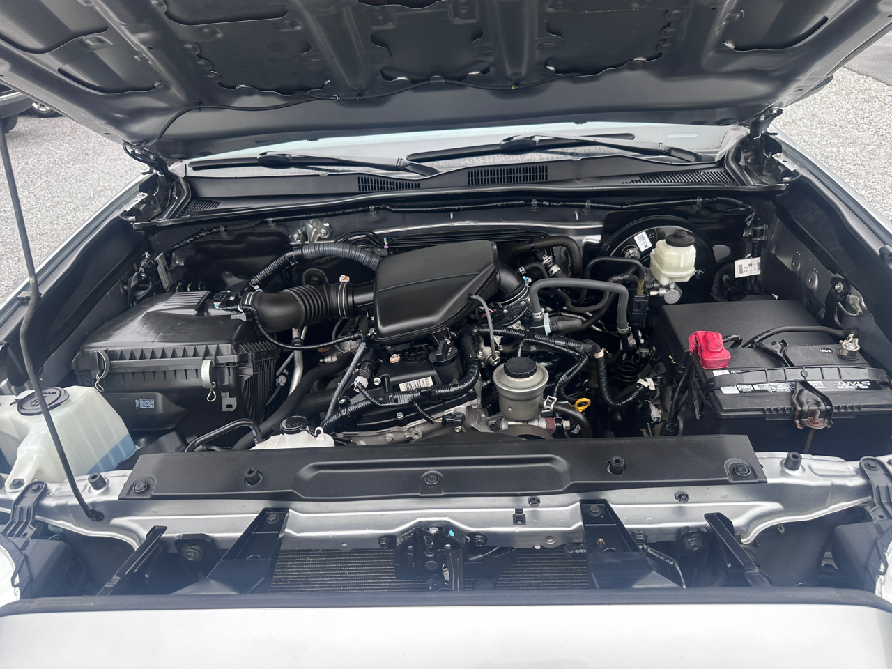 Toyota Tacoma 2WD SR Double Cab 5' Bed I4 AT (Natl) 2020