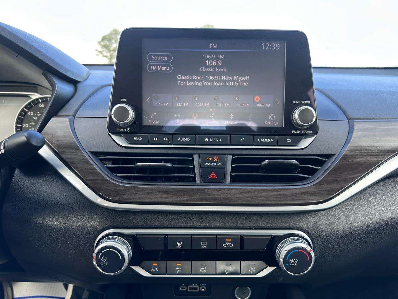 Nissan Altima 2.5 SV Sedan 2023