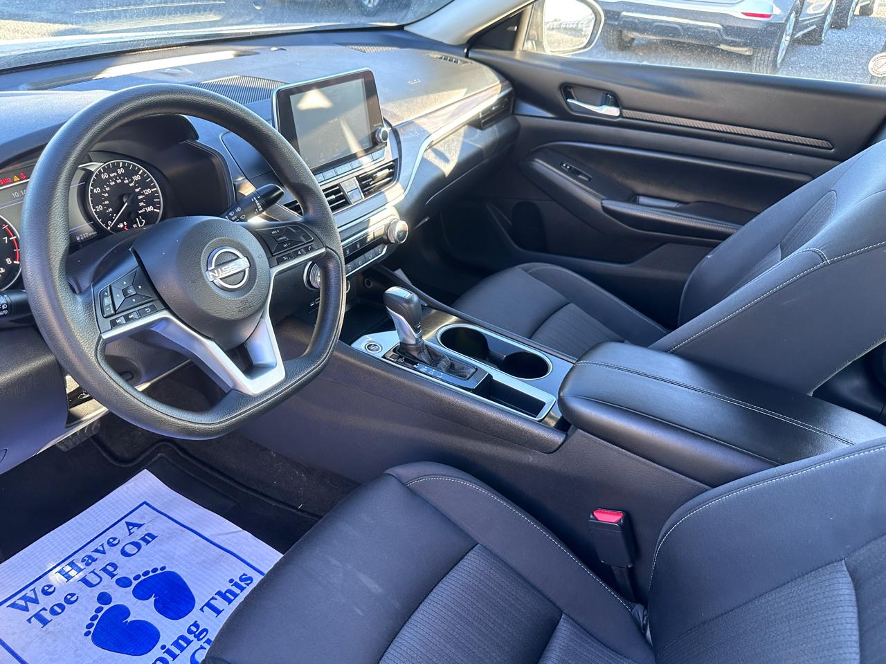 Nissan Altima 2.5 SV Sedan 2024