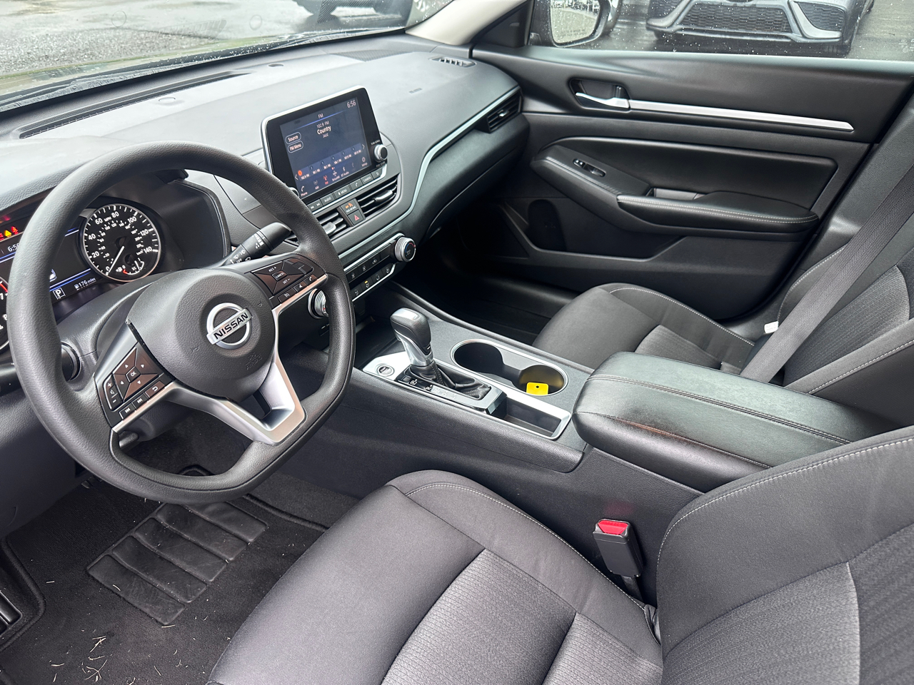 Nissan Altima 2.5 SV Sedan 2022