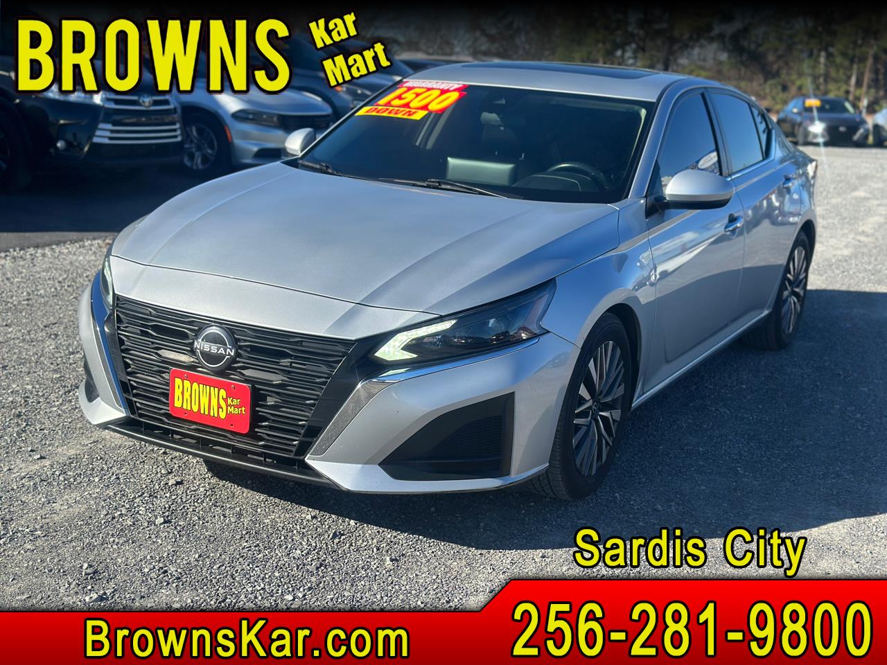 2023 Nissan Altima SV's photo