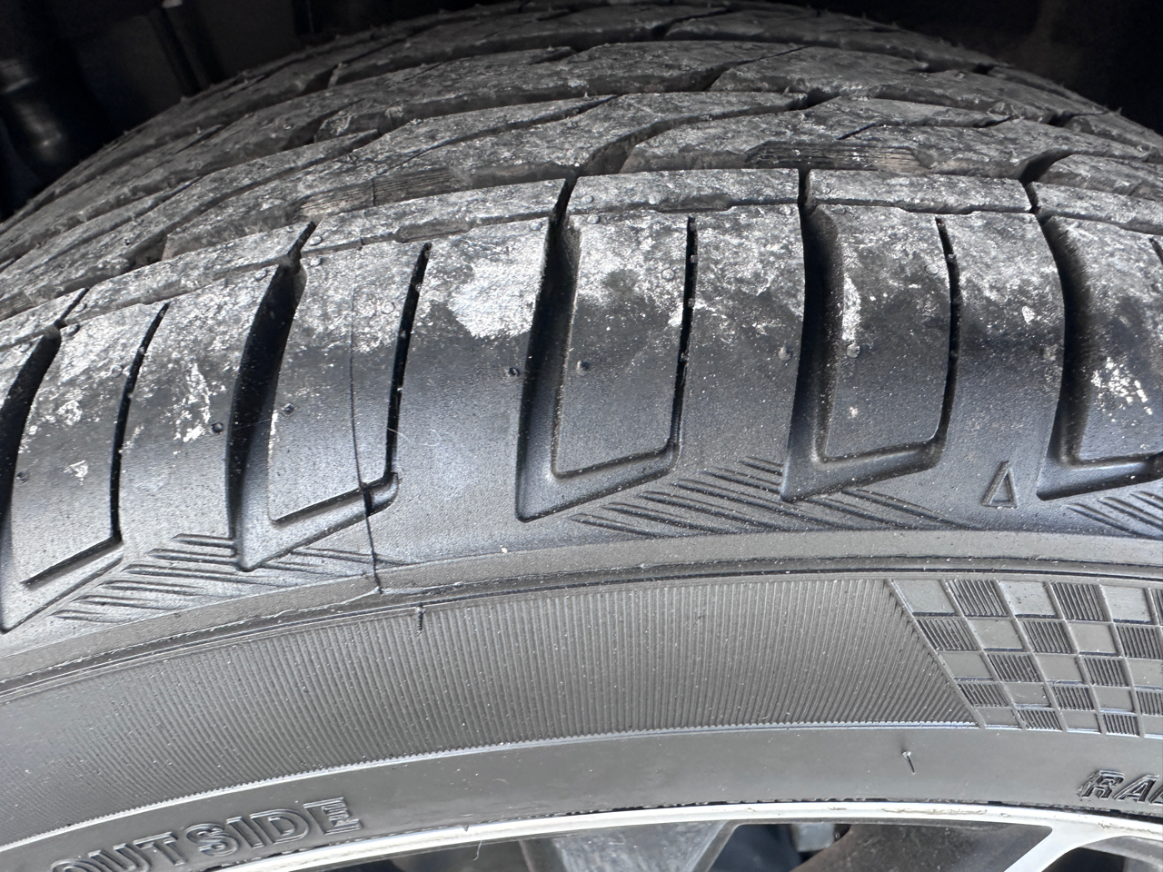 Toyota Camry SE Auto (Natl) 2021