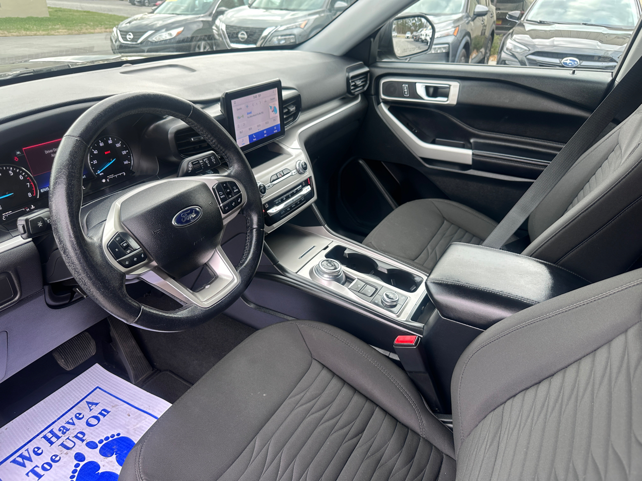 Ford Explorer XLT 4WD 2021