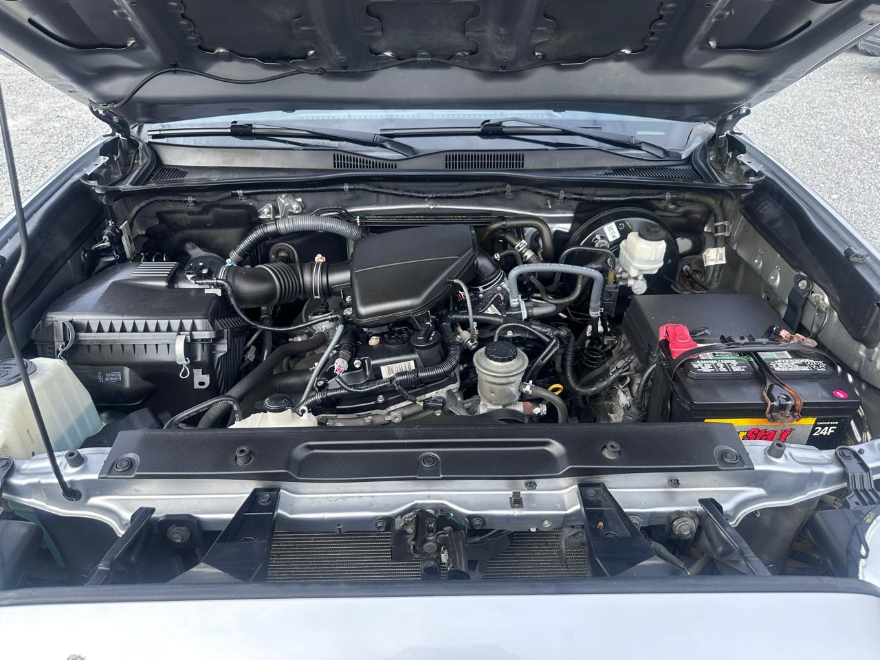 Toyota Tacoma 2WD SR Double Cab 5' Bed I4 AT (Natl) 2020