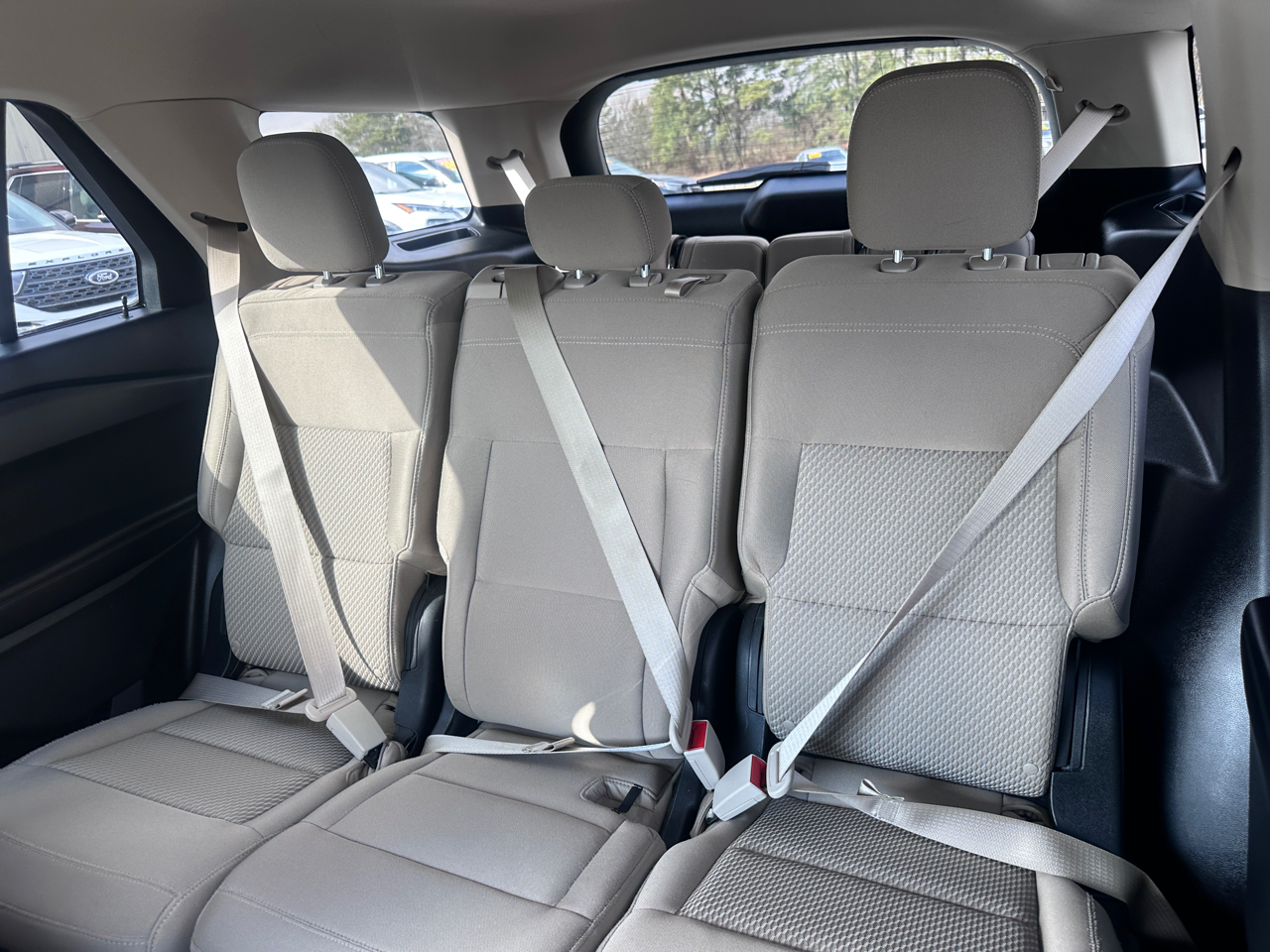 Ford Explorer Base 4WD 2022