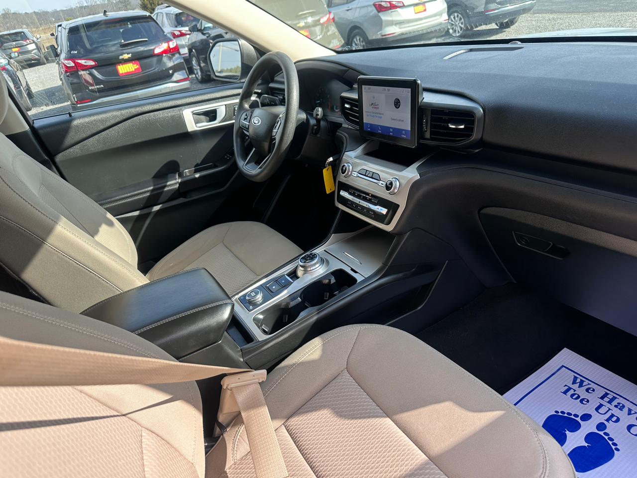 Ford Explorer Base 4WD 2022