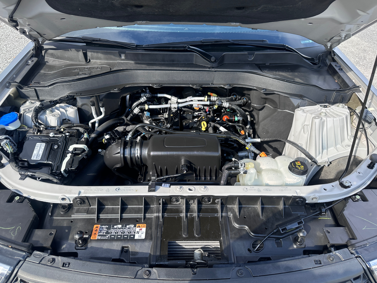 Ford Explorer Base 4WD 2022