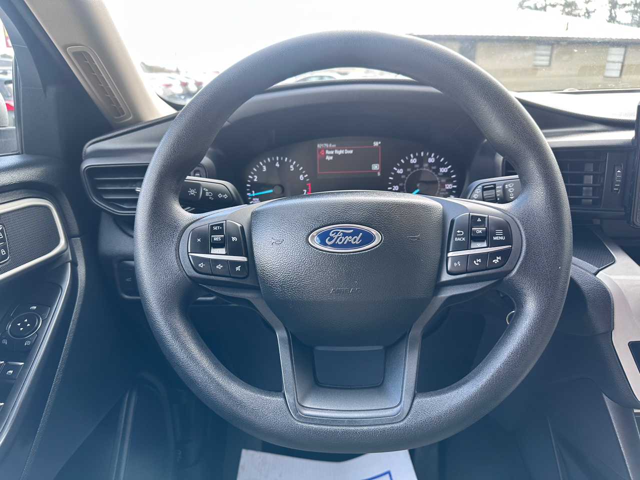 Ford Explorer Base 4WD 2022