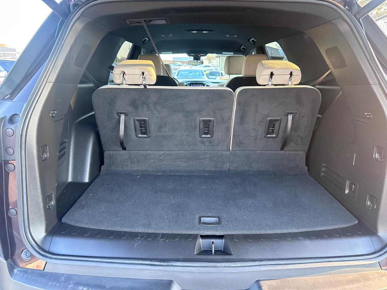 Chevrolet Traverse FWD 4dr LT Cloth w/1LT 2022