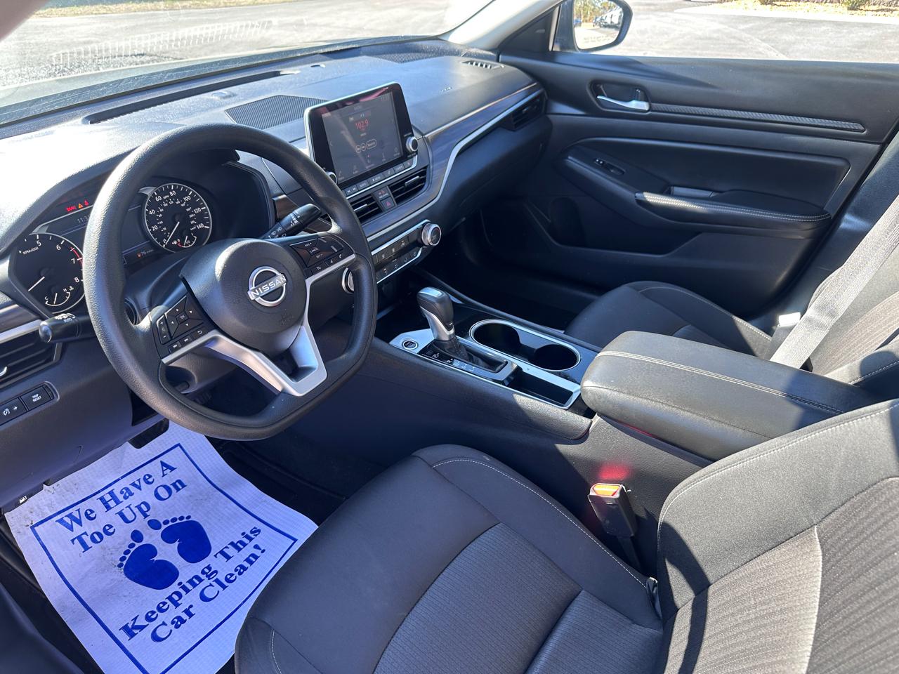 Nissan Altima 2.5 SV Sedan 2024