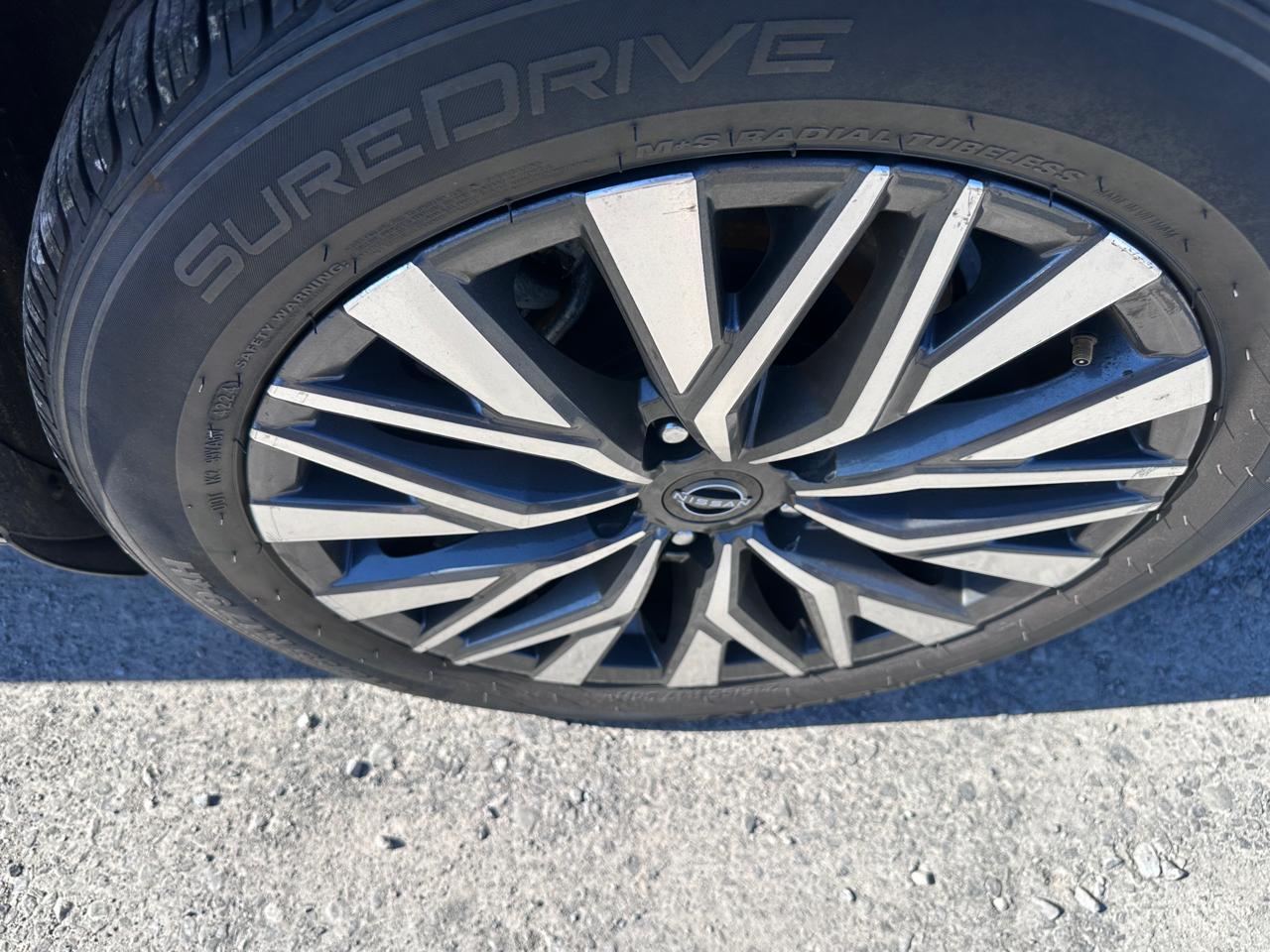 Nissan Altima 2.5 SV Sedan 2024