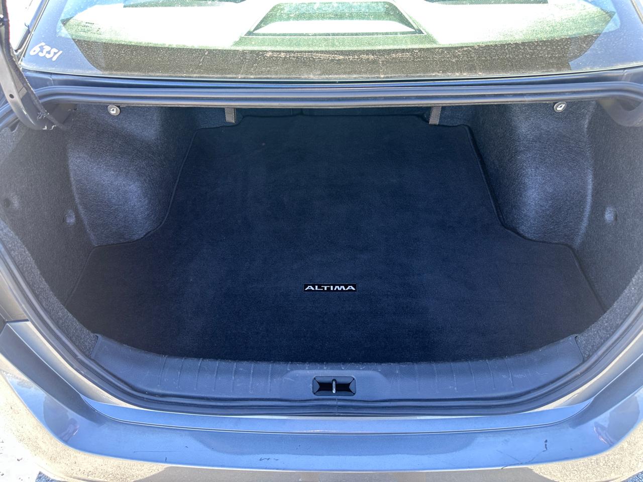 Nissan Altima 2.5 SV Sedan 2024