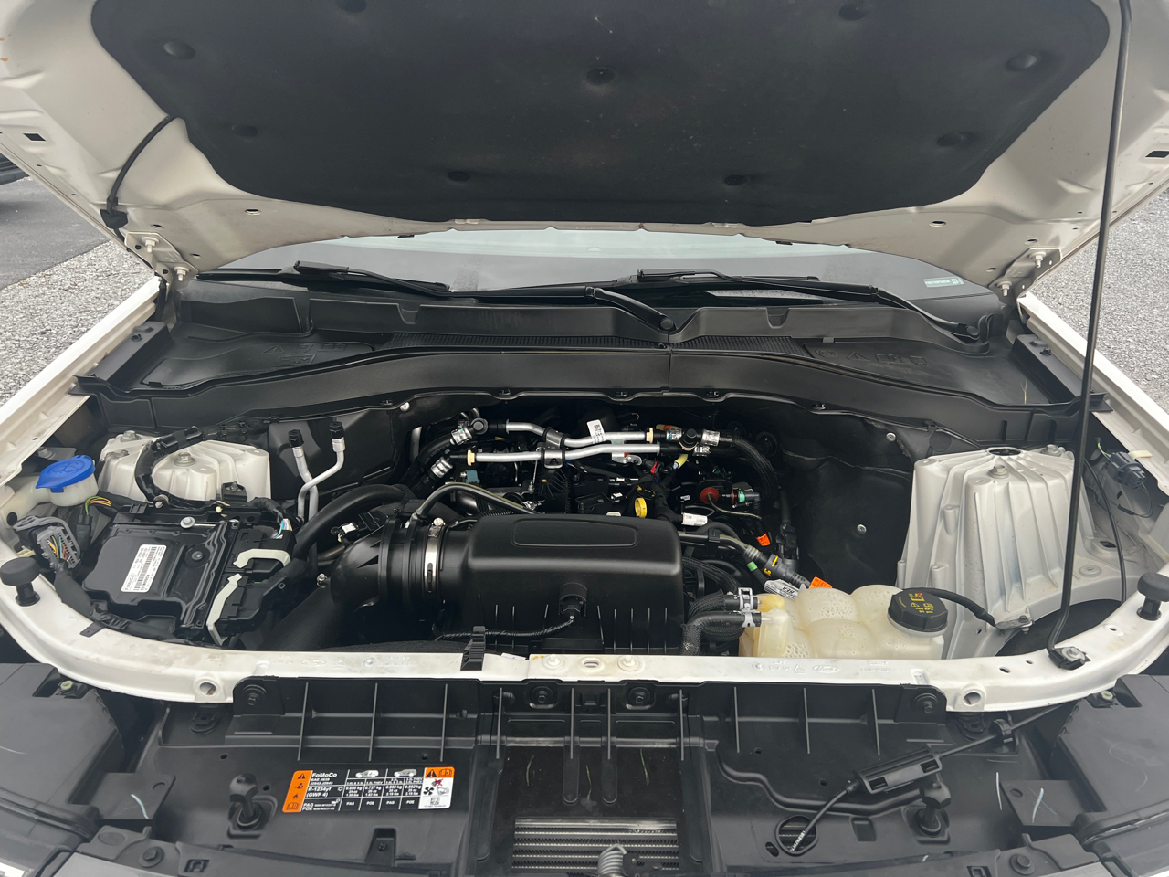 Ford Explorer RWD 4dr XLT 2023