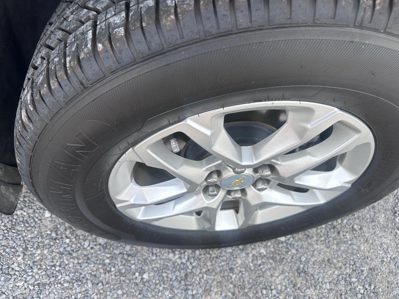 Chevrolet Traverse FWD 4dr LS w/1LS 2021