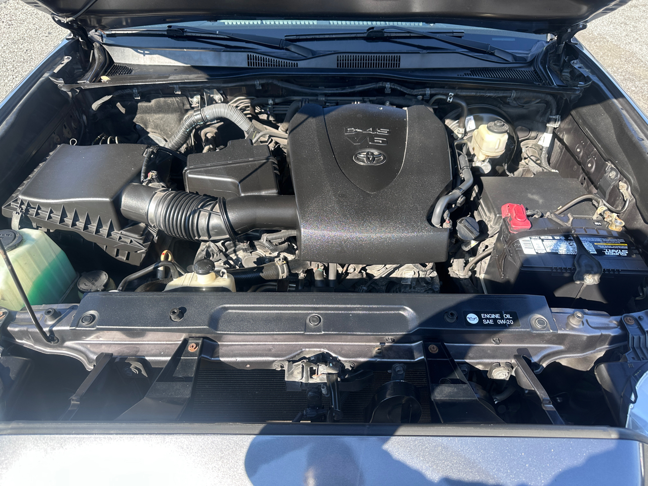 Toyota Tacoma SR5 Double Cab 6' Bed V6 4x2 AT (Natl) 2017