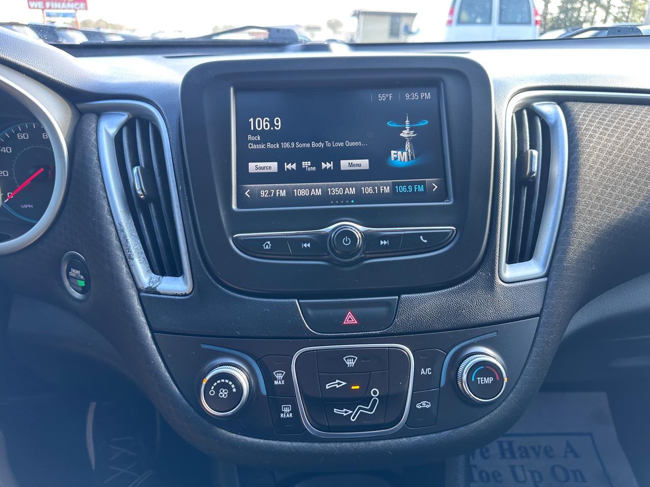 Chevrolet Malibu 4dr Sdn LS w/1FL 2017