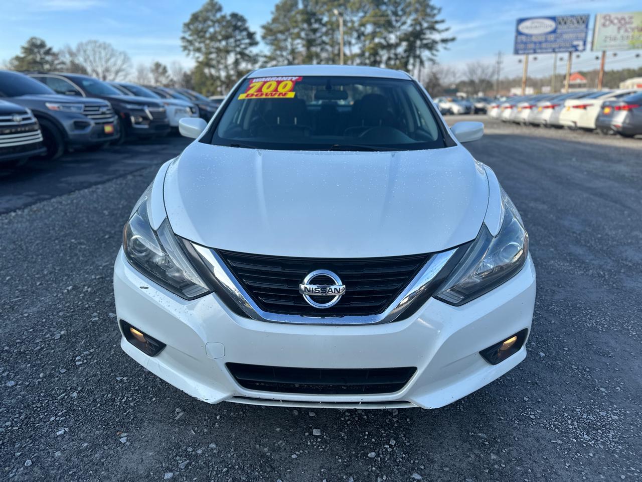 Nissan Altima 2.5 SR Sedan 2017