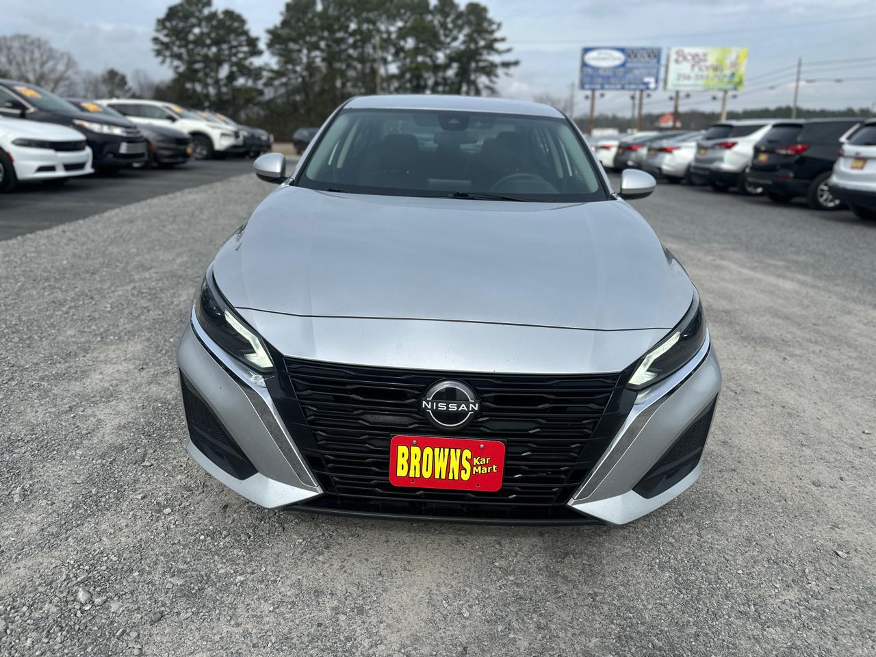 Nissan Altima 2.5 SV Sedan 2023