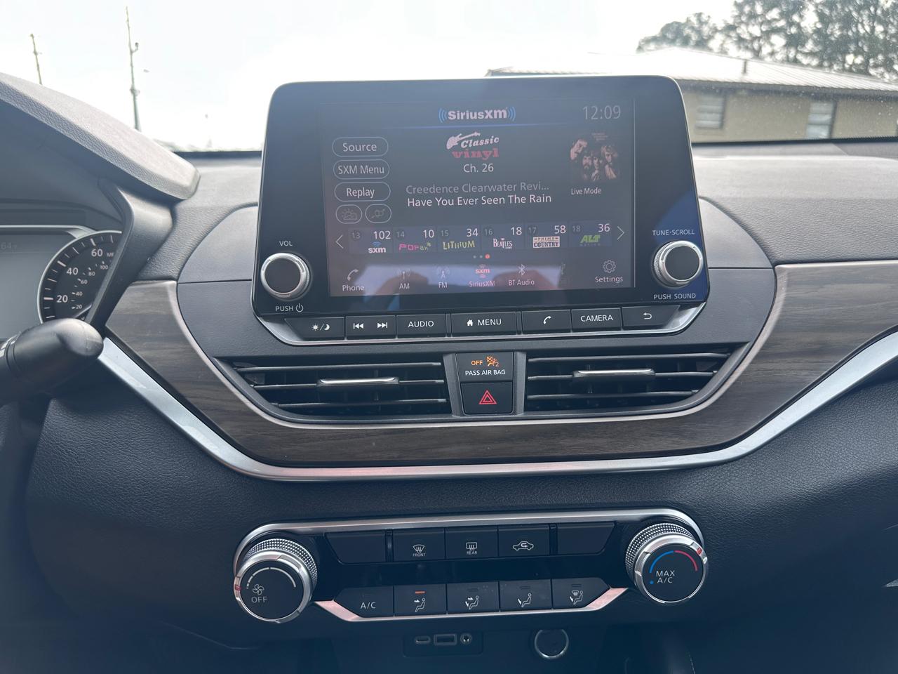 Nissan Altima 2.5 SV Sedan 2023