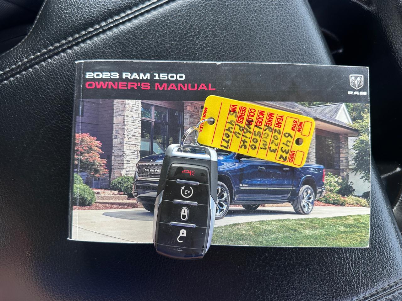 RAM 1500 Lone Star 4x4 Crew Cab 5'7" Box 2023