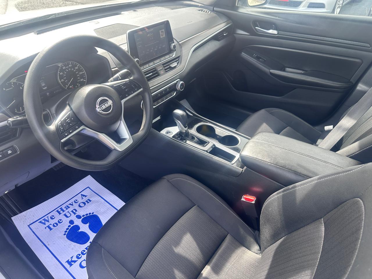 Nissan Altima 2.5 SV Sedan 2024