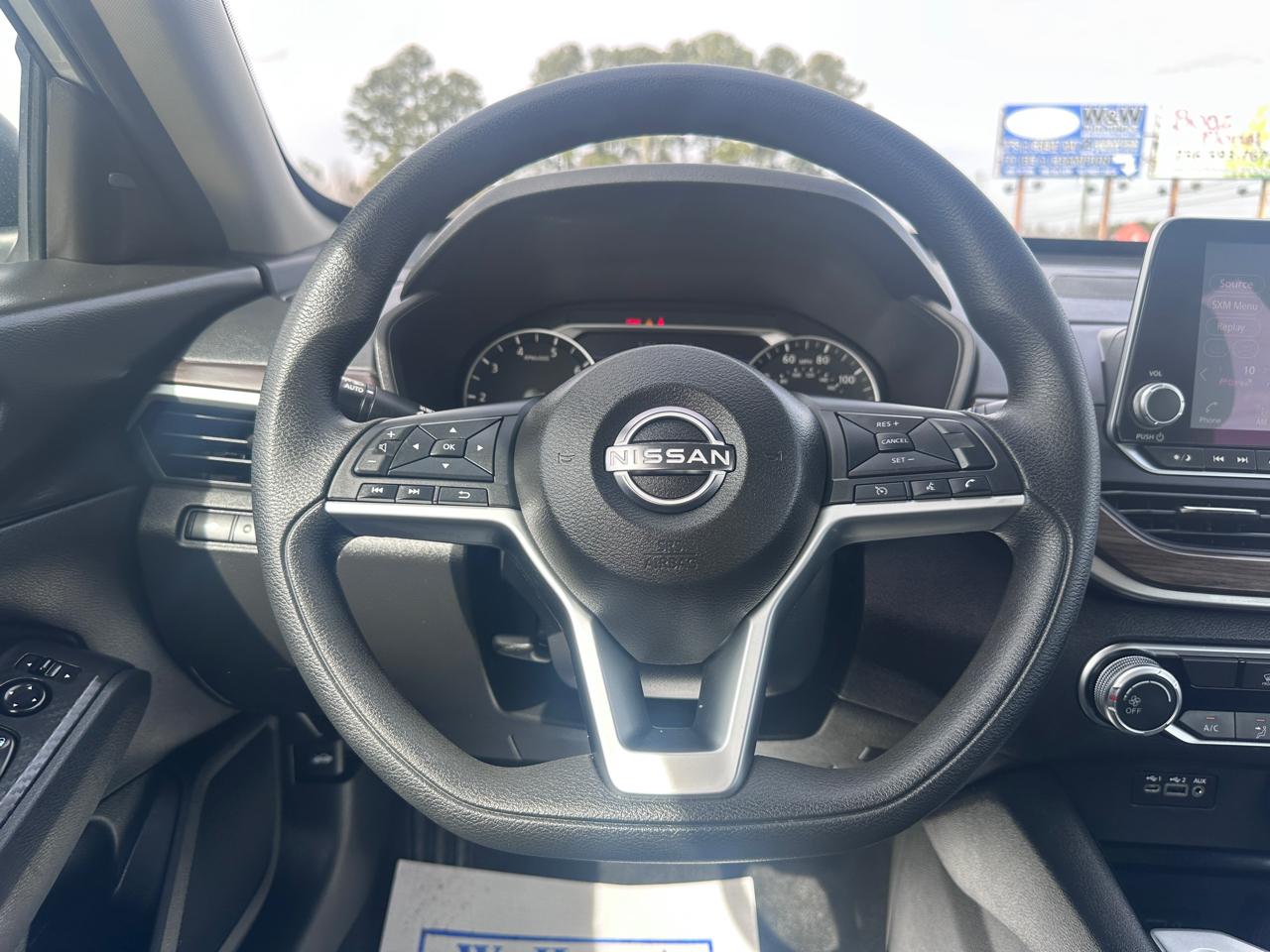 Nissan Altima 2.5 SV Sedan 2024