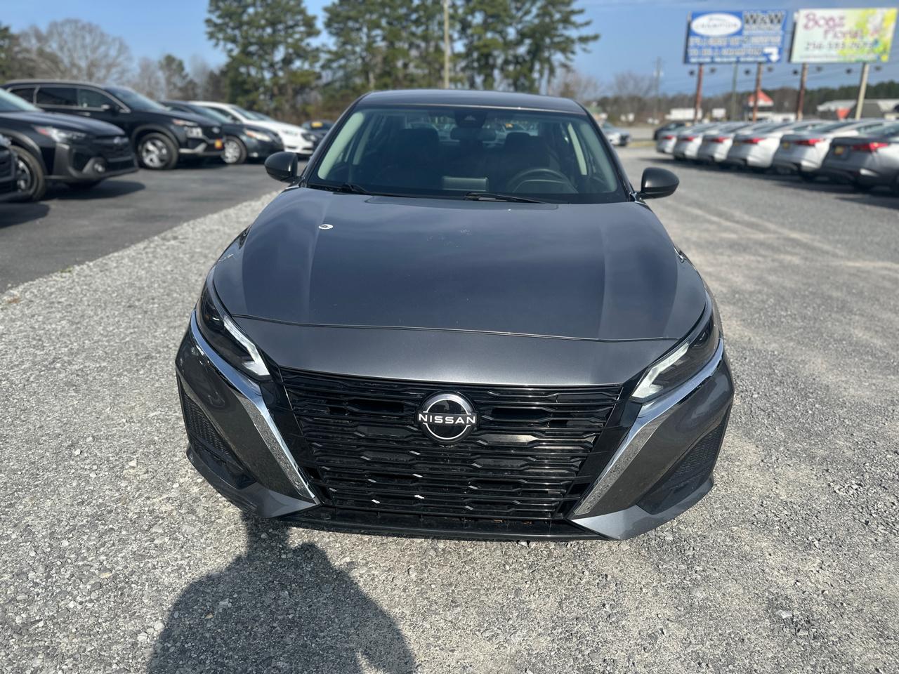 Nissan Altima 2.5 SV Sedan 2024