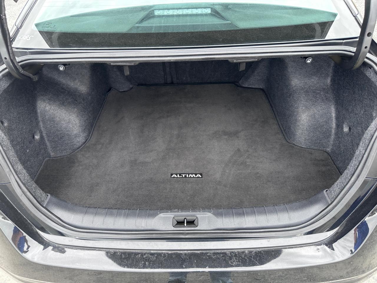 Nissan Altima 2.5 SV Sedan 2024