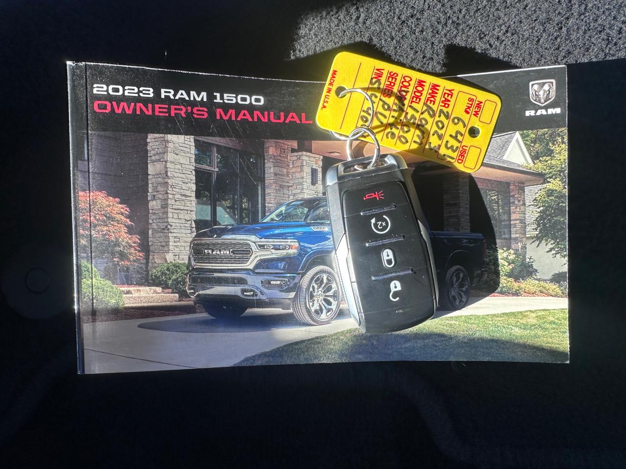 RAM 1500 Lone Star 4x4 Crew Cab 5'7" Box 2023