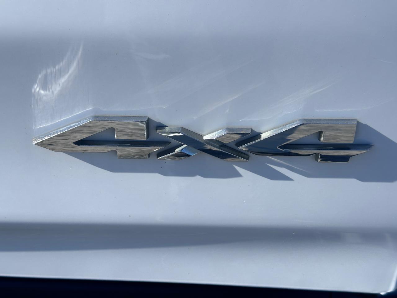 RAM 1500 Lone Star 4x4 Crew Cab 5'7" Box 2023