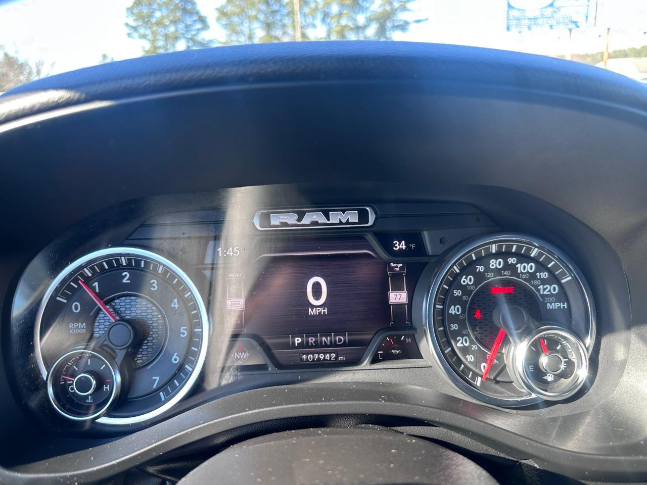 RAM 1500 Lone Star 4x4 Crew Cab 5'7" Box 2023