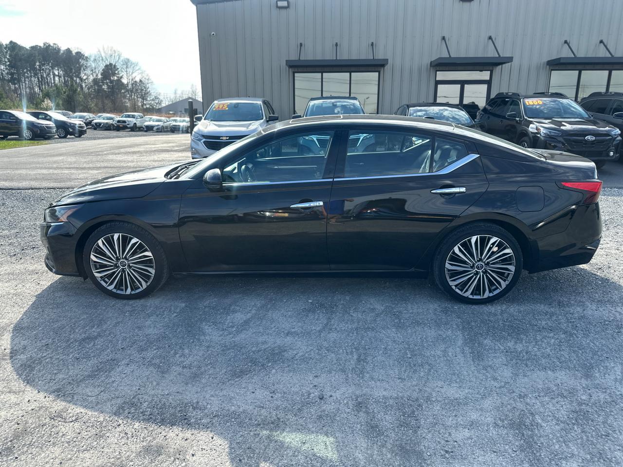 Nissan Altima 2.5 SL Sedan 2023