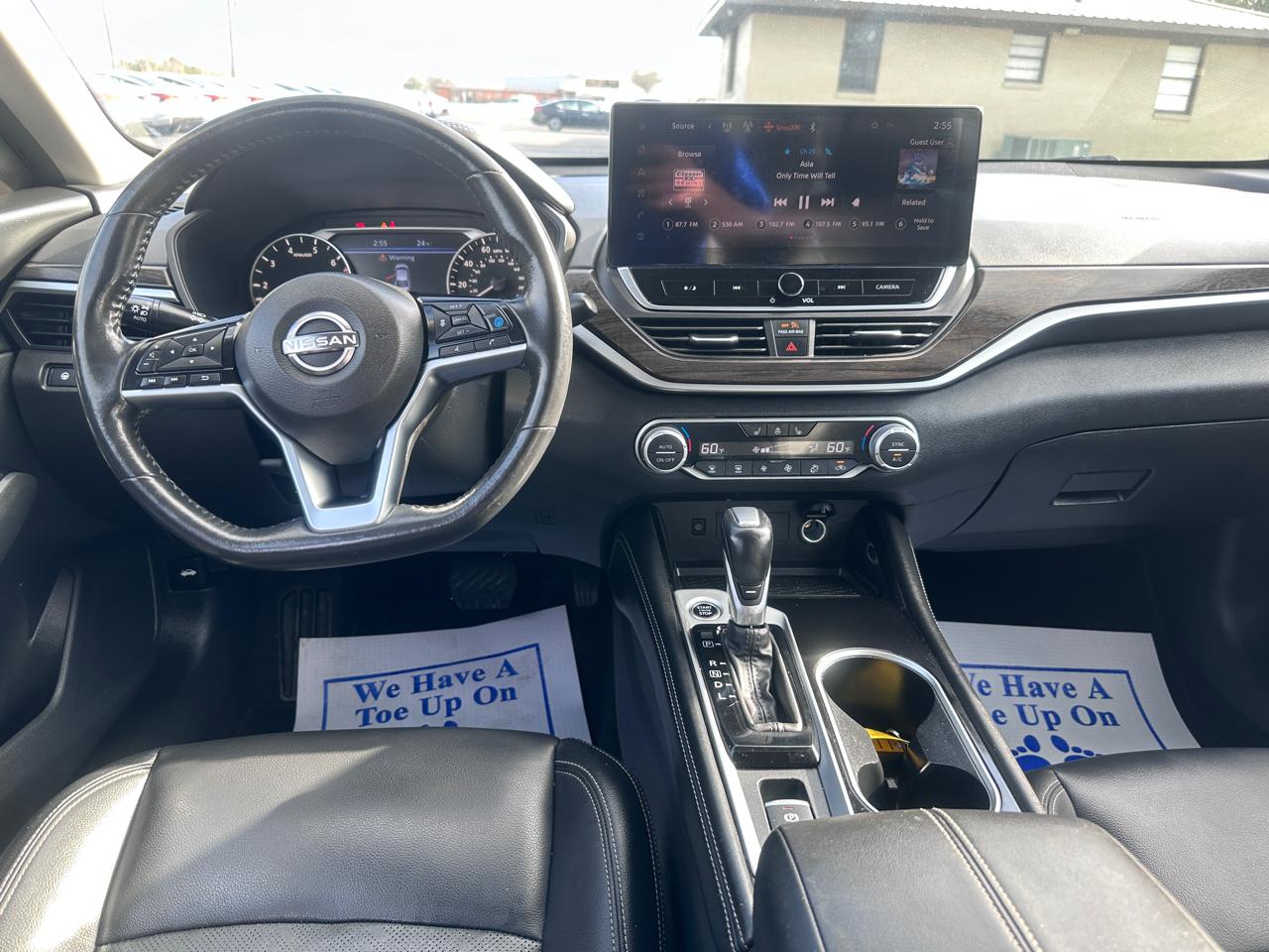 Nissan Altima 2.5 SL Sedan 2023