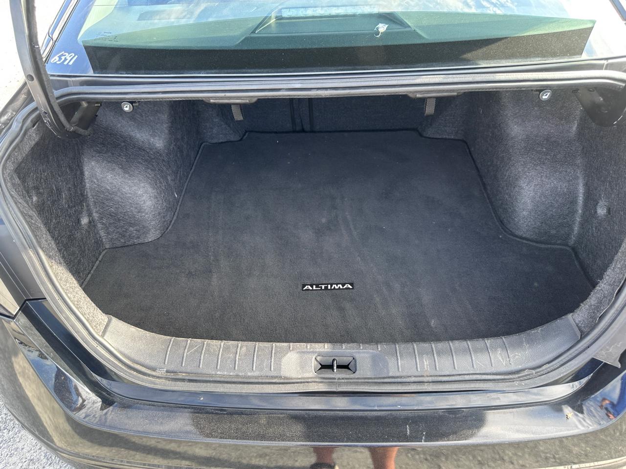 Nissan Altima 2.5 SL Sedan 2023