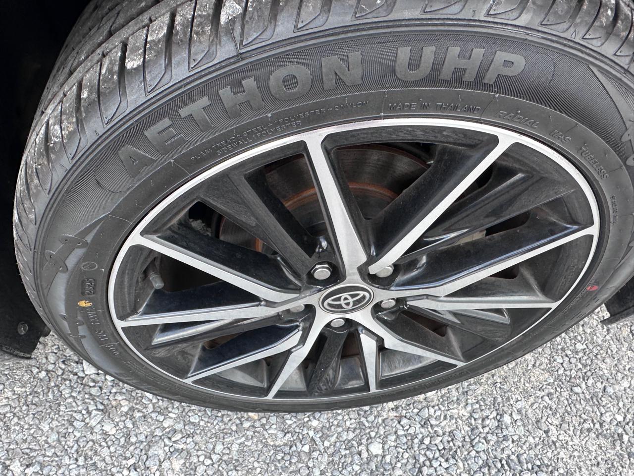 Toyota Camry SE Nightshade Auto (Natl) 2021