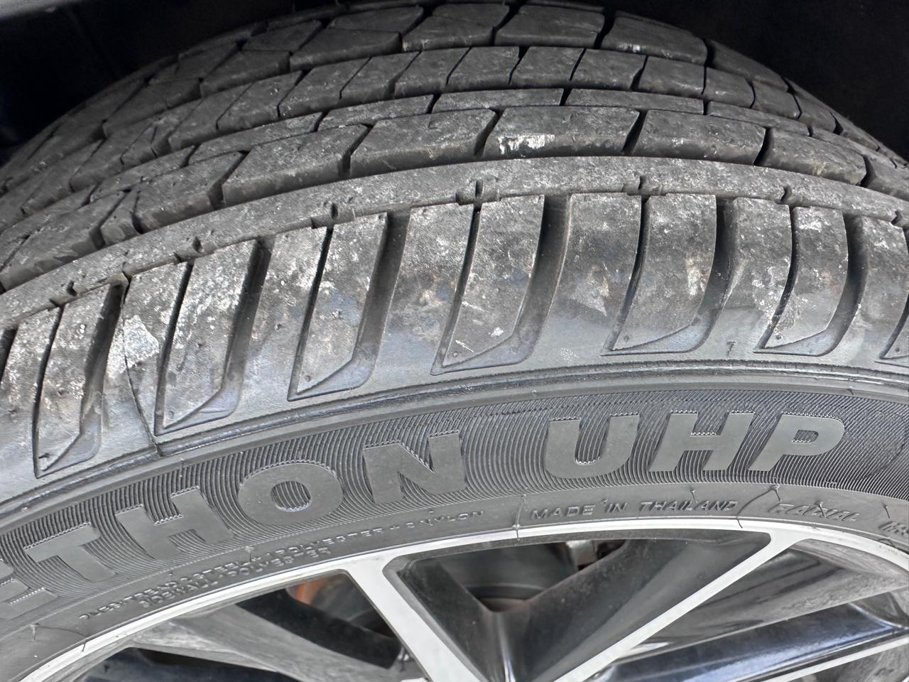 Toyota Camry SE Nightshade Auto (Natl) 2021