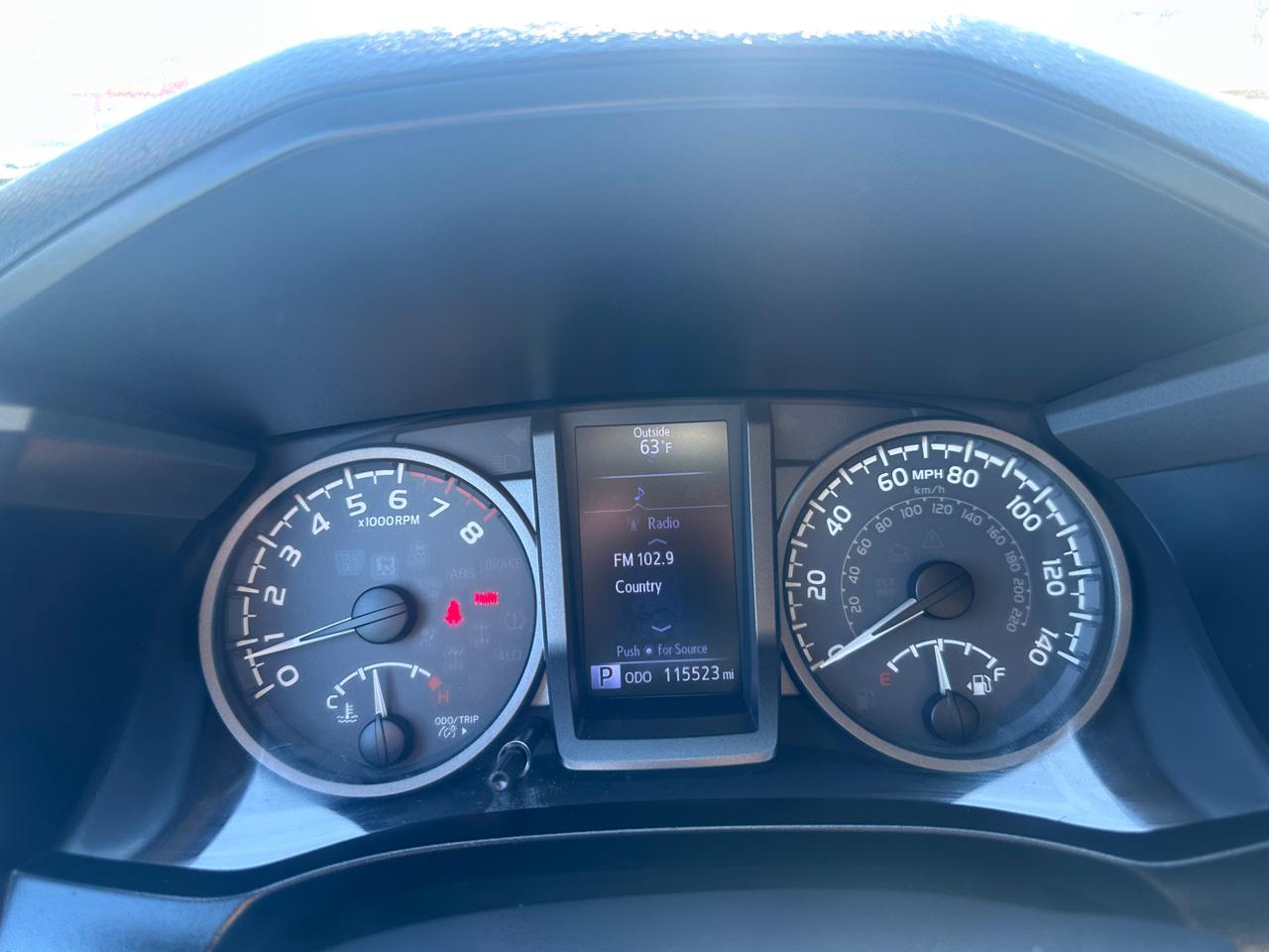 Toyota Tacoma SR5 Double Cab 5' Bed V6 4x2 AT (Natl) 2017