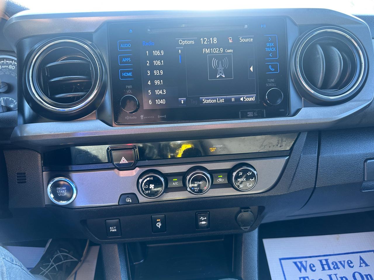 Toyota Tacoma SR5 Double Cab 5' Bed V6 4x2 AT (Natl) 2017