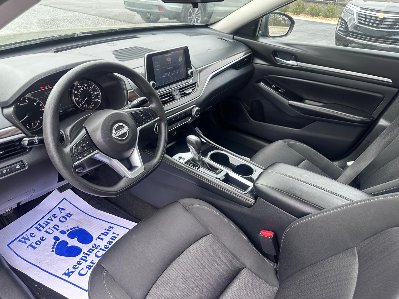 Nissan Altima 2.5 SV Sedan 2023