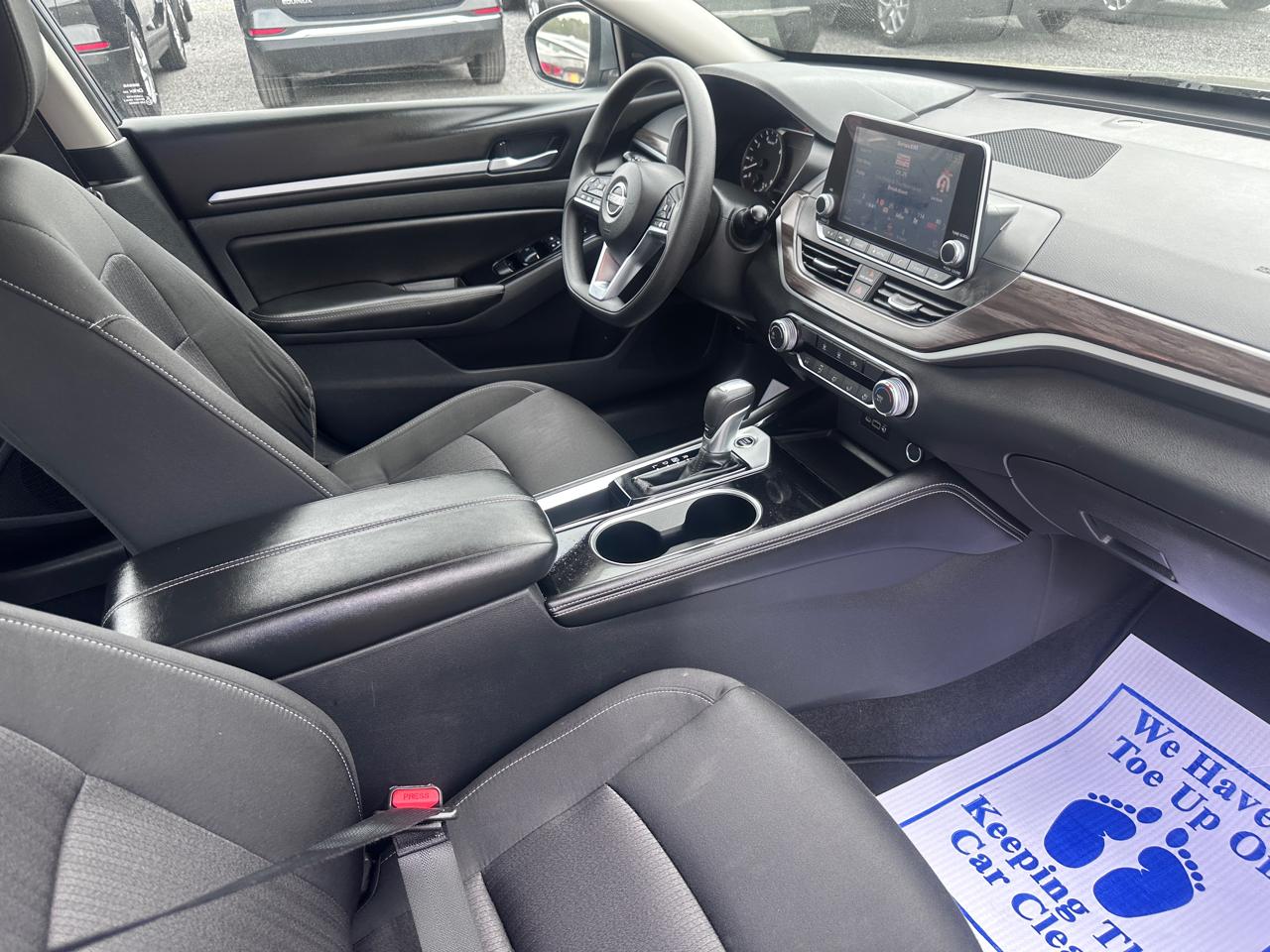 Nissan Altima 2.5 SV Sedan 2023