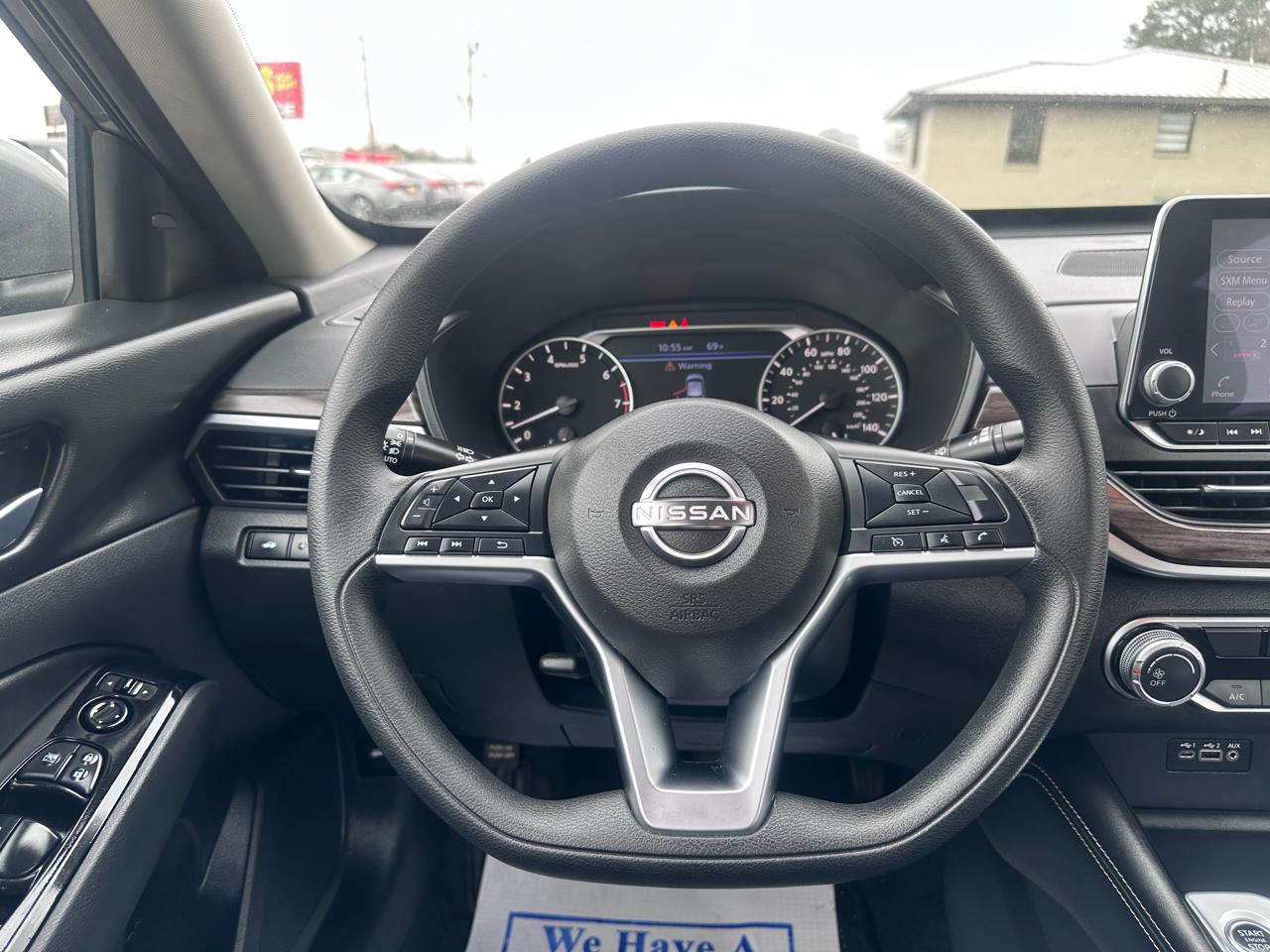 Nissan Altima 2.5 SV Sedan 2023