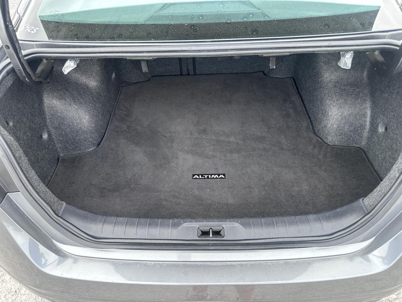 Nissan Altima 2.5 SV Sedan 2023