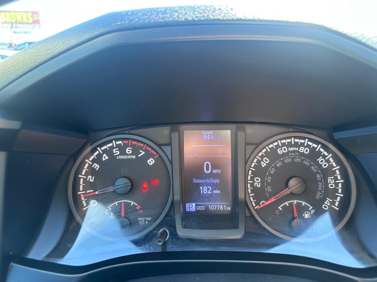 Toyota Tacoma 2WD SR Double Cab 5' Bed I4 AT (Natl) 2020