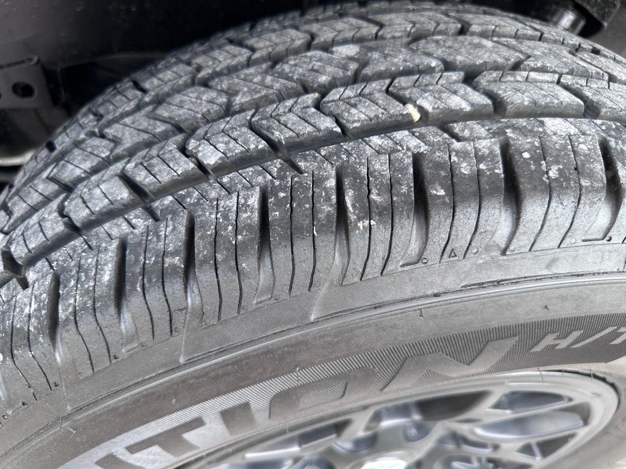 Toyota Tacoma 2WD SR5 Double Cab 5' Bed V6 AT (Natl) 2022