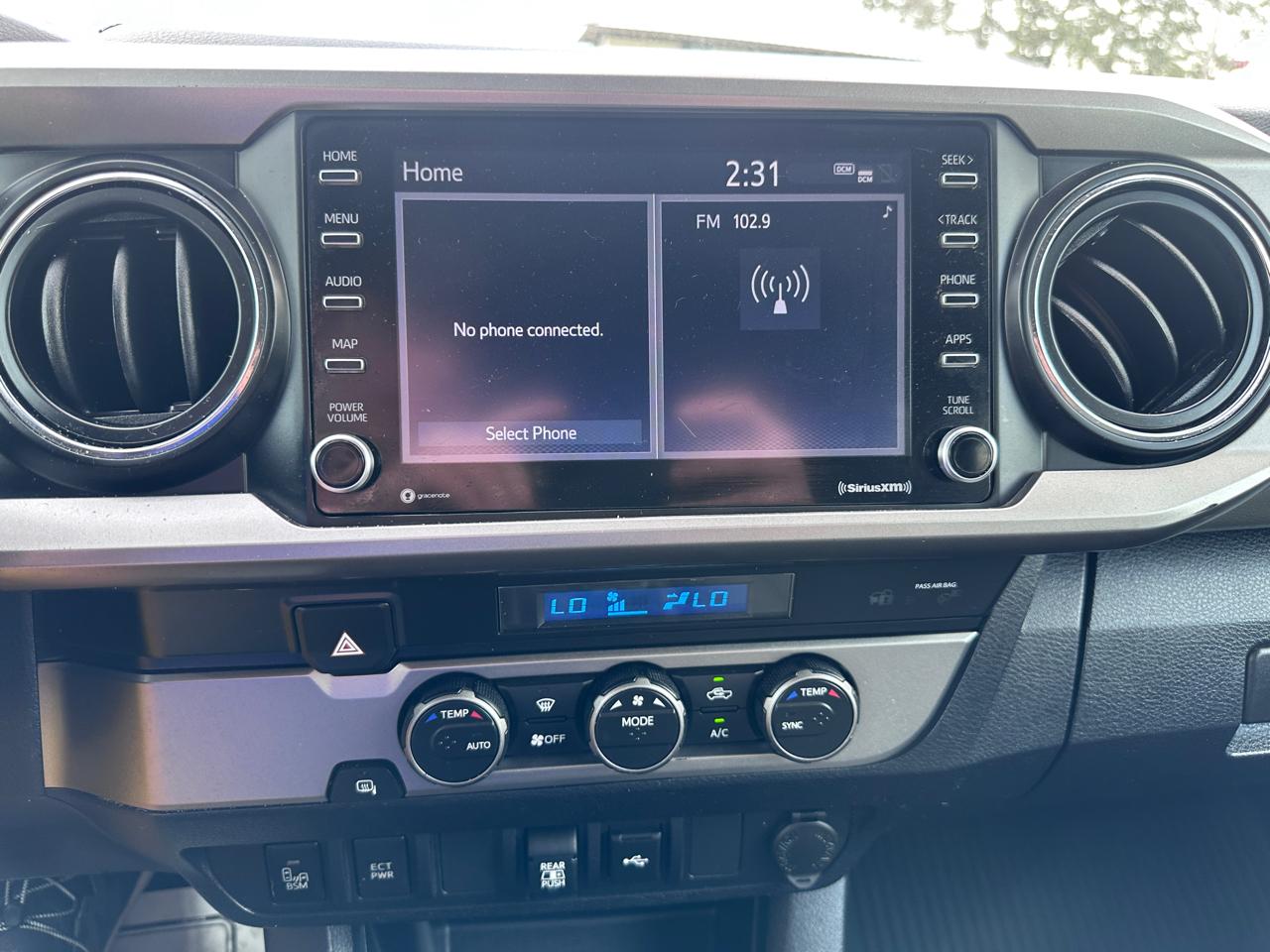 Toyota Tacoma 2WD SR5 Double Cab 5' Bed V6 AT (Natl) 2022