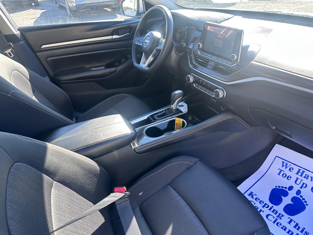 Nissan Altima 2.5 SV Sedan 2023