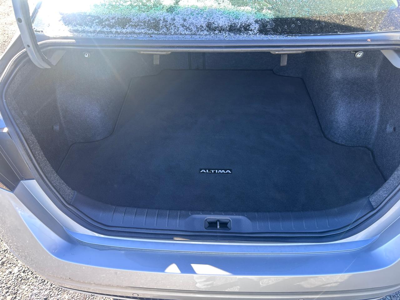 Nissan Altima 2.5 SV Sedan 2023