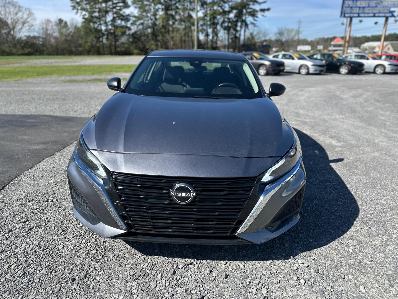 Nissan Altima 2.5 SV Sedan 2024