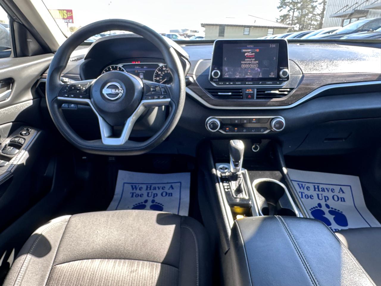 Nissan Altima 2.5 SV Sedan 2024